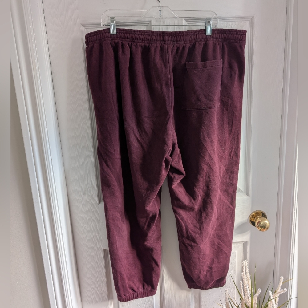 GAP Maroon Drawstring Sweatpants - Picture 3 of 3